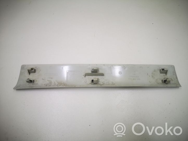 Volkswagen Transporter - Caravelle T5 Tailgate trim 7H0853215