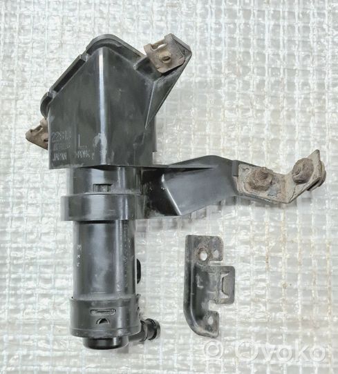 Honda CR-V Windshield washer spray nozzle 22613