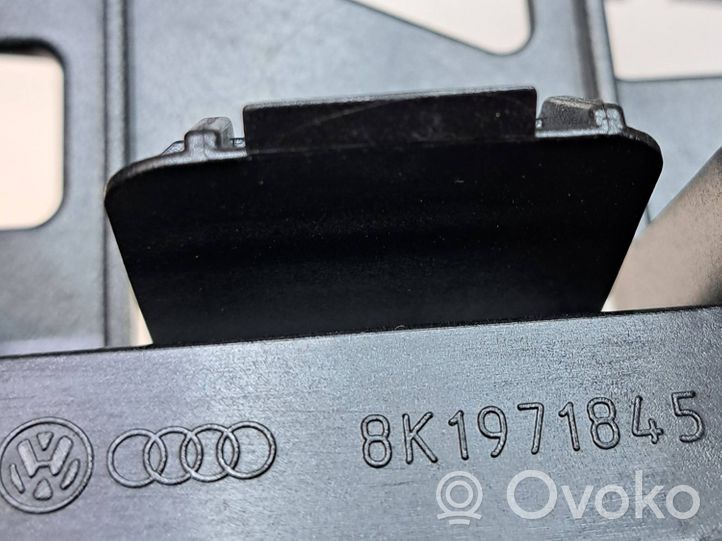 Audi A4 S4 B8 8K Крышка ящика предохранителей 8K1971845