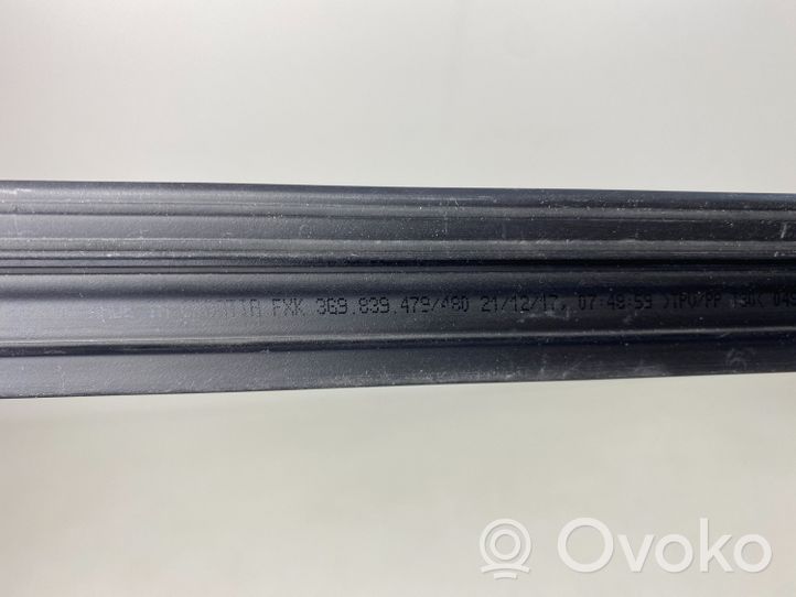 Volkswagen PASSAT B8 Rivestimento modanatura del vetro della portiera posteriore 3G9839479