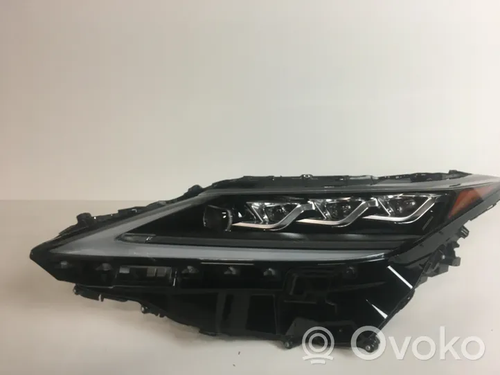 Lexus RX 450H Phare frontale 8118548G00