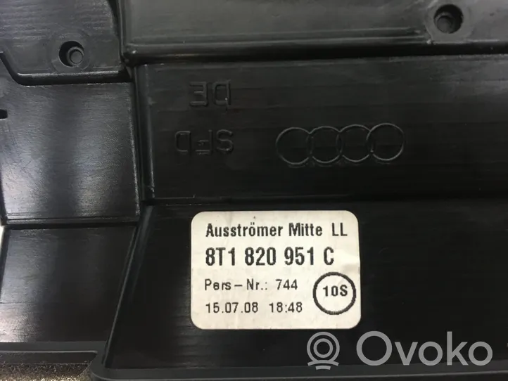 Audi A4 S4 B8 8K Griglia di ventilazione centrale cruscotto 8T1820951C