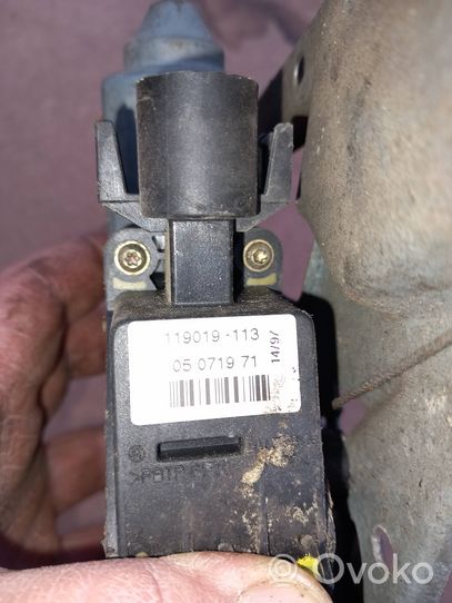 Audi A6 S6 C4 4A Mécanisme de lève-vitre avant sans moteur 4A0839398D