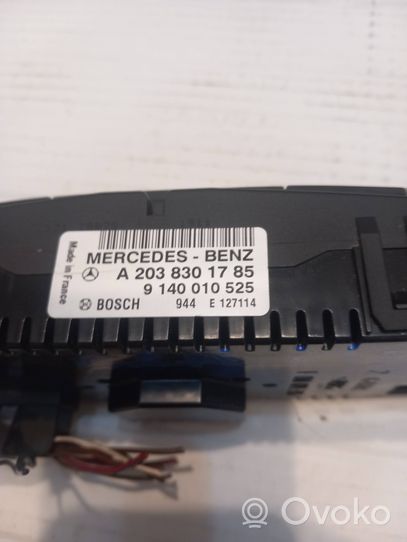 Mercedes-Benz CLK A209 C209 Panel klimatyzacji A2038301785