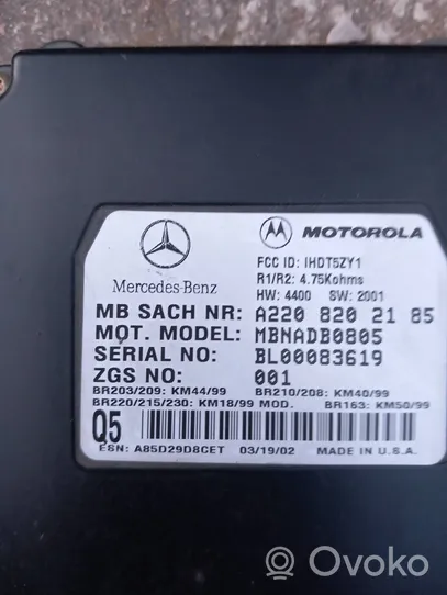 Mercedes-Benz C W203 Unidad de control/módulo del teléfono A2208202185