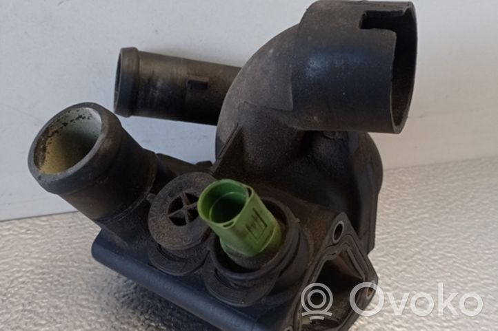 Volkswagen PASSAT B5.5 Termostato/alloggiamento del termostato 022121121E