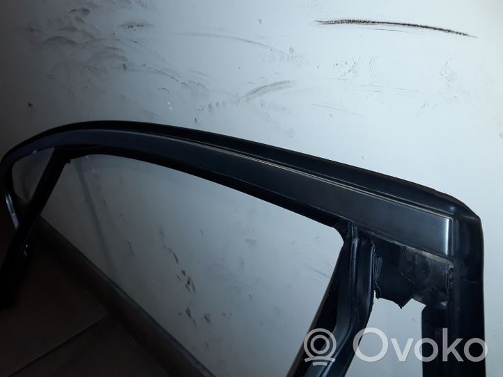 BMW M5 F90 Listón embellecedor de la ventana de la puerta trasera 16444510