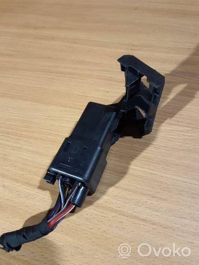 Volkswagen Tiguan Przekaźnik / Modul układu ogrzewania wstępnego 04L907281