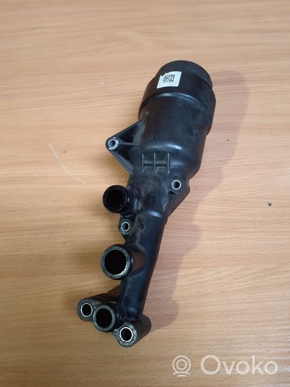 Infiniti Q50 Supporto di montaggio del filtro dell’olio 70321178