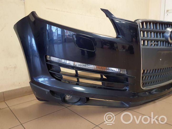 Audi Q7 4L Paraurti anteriore 4L0807437