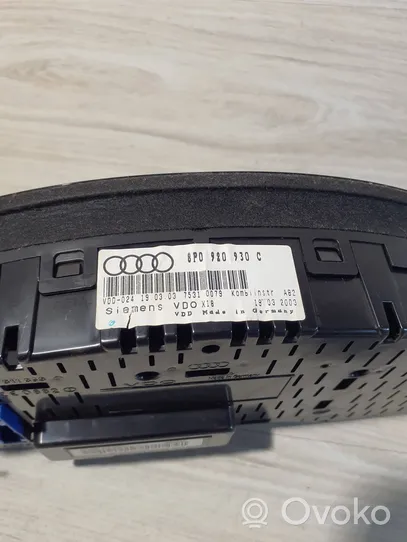 Audi A3 S3 8P Compteur de vitesse tableau de bord 8P0920930C