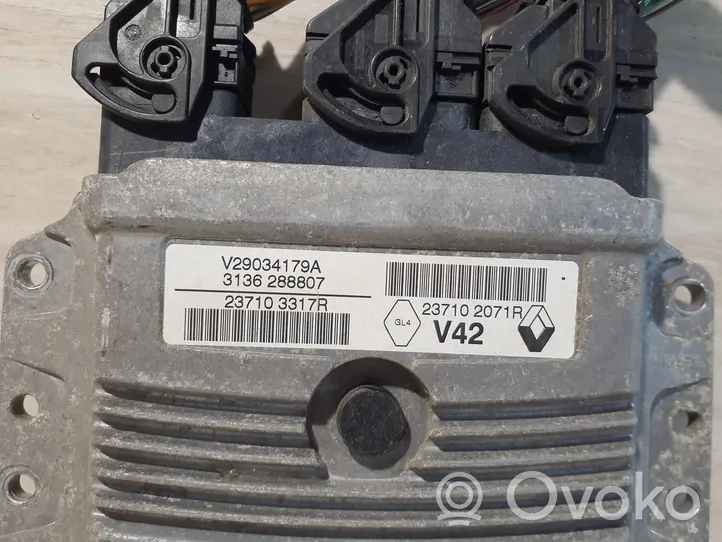 Renault Clio IV Sterownik / Moduł ECU 237103317R