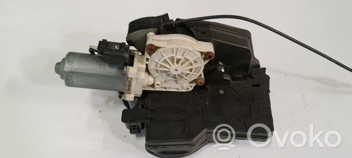 BMW 7 E65 E66 Motore per chiusura ammortizzata della porta anteriore 41023061