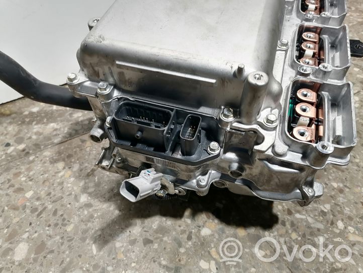 Lexus NX Convertisseur / inversion de tension inverseur G92A042030