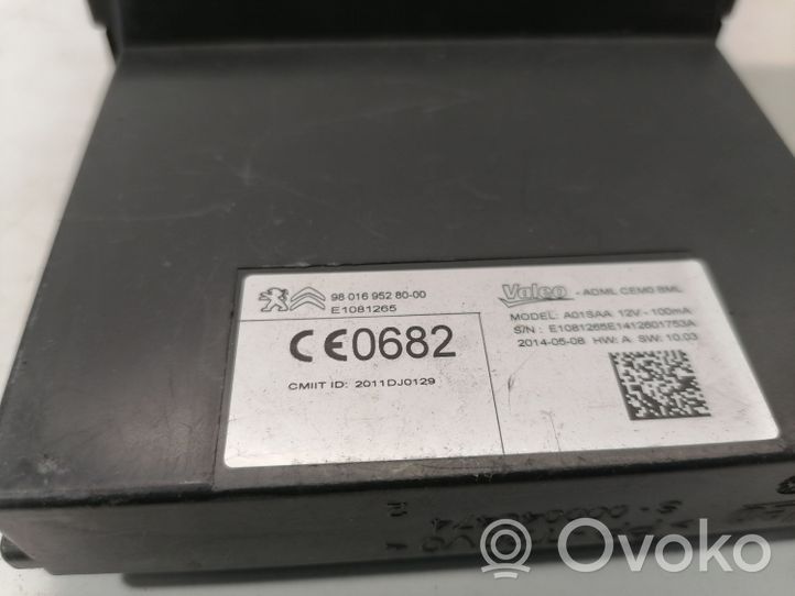 Citroen DS5 Pysäköintitutkan (PCD) ohjainlaite/moduuli 9801695280