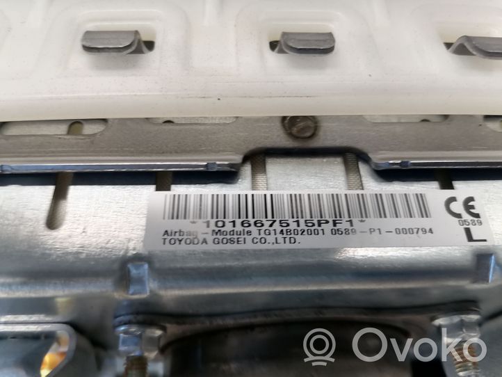 Toyota Avensis T270 Kojelauta 6423005020