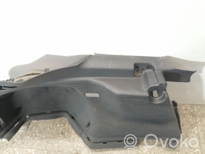 Toyota Avensis T270 Apatinis, bagažinės šono, apdailos skydas 6474005080