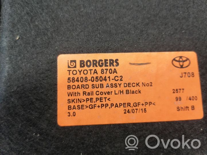 Toyota Avensis T270 Autres éléments garniture de coffre 5840805041