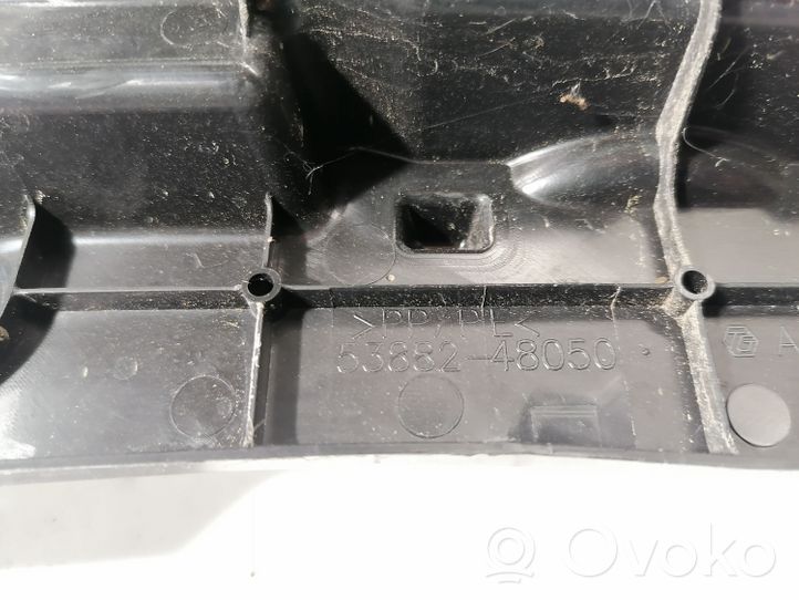 Lexus RX 450H Rivestimento dell’estremità del parafango 5388248050