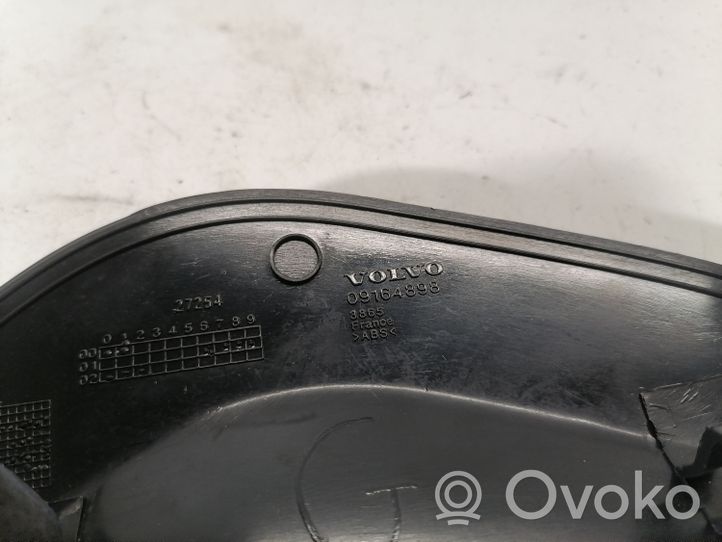 Volvo V70 Kojelaudan sivupäätyverhoilu 09164898