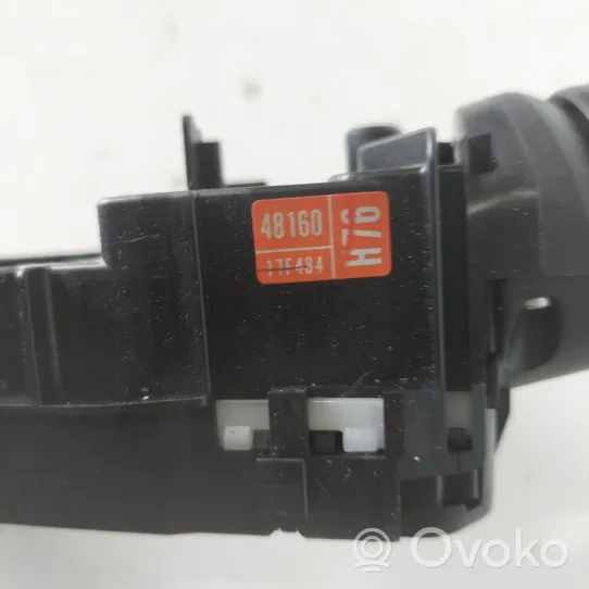 Lexus RX 450H Wiper turn signal indicator stalk/switch 17F399