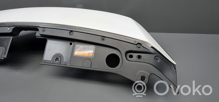 Mazda 6 Griglia superiore del radiatore paraurti anteriore GHP950716