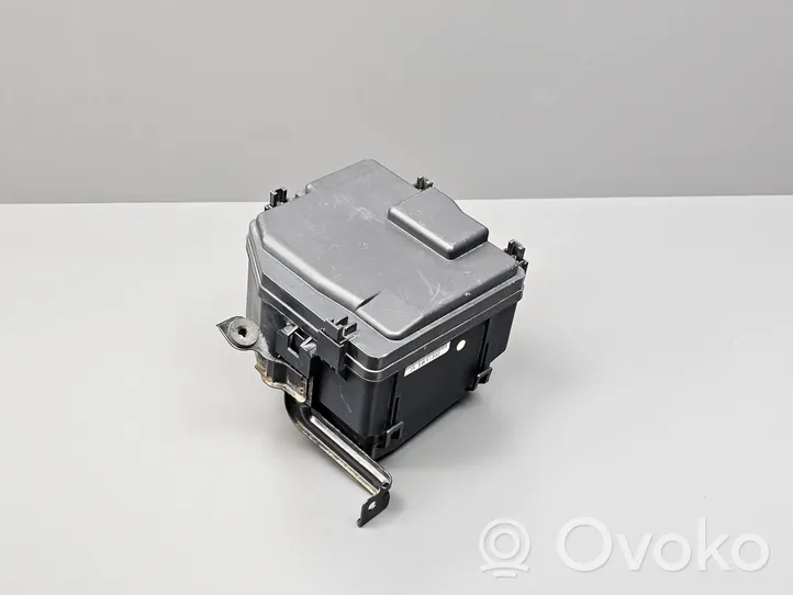Honda CR-V Skrzynka bezpieczników / Komplet 25SWYE02
