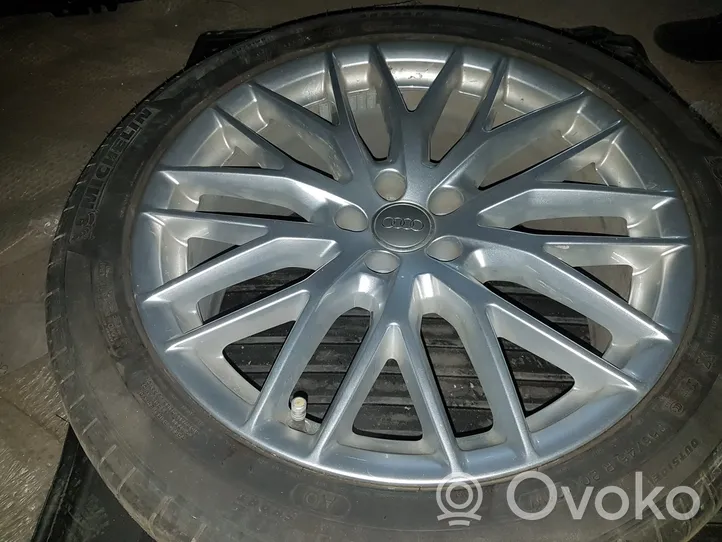 Audi Q5 SQ5 R12-alumiinivanne 8R0601025CE