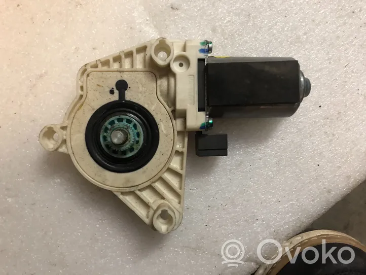 Audi Q5 SQ5 Moteur de lève-vitre de porte avant 80A959811