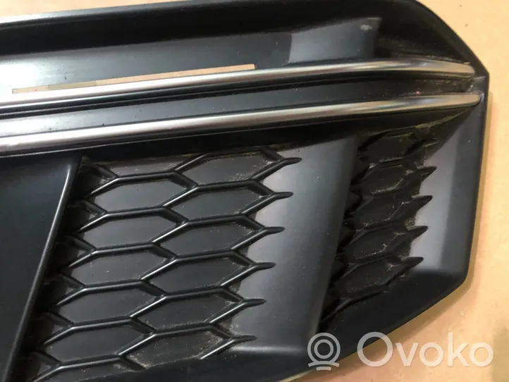 Audi A4 S4 B9 Grille inférieure de pare-chocs avant 8W0807681G