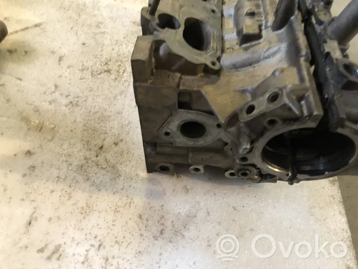 Audi A5 8T 8F Testata motore 06E103285