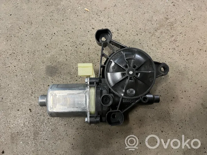 Audi Q3 F3 Etuoven ikkunan nostomoottori 5Q0959802C