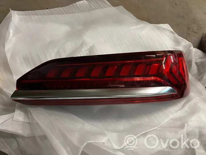 Audi Q7 4M Luci posteriori 4M0945094