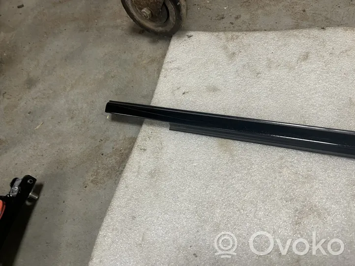 Audi A5 Joint vitre de porte coulissante 8W8853284