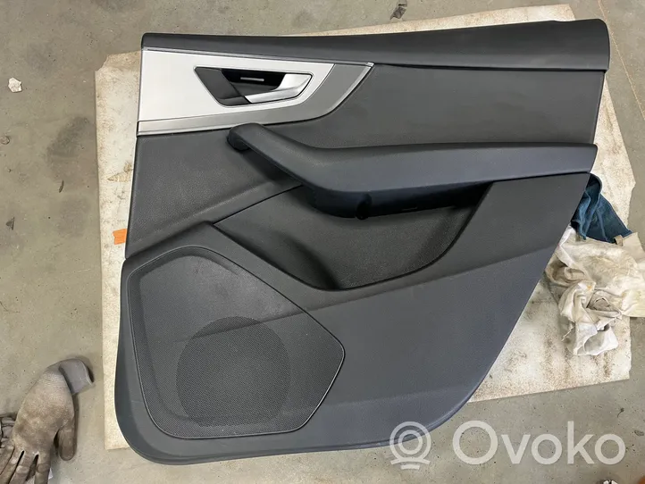 Audi Q7 4M Garniture panneau de porte arrière 