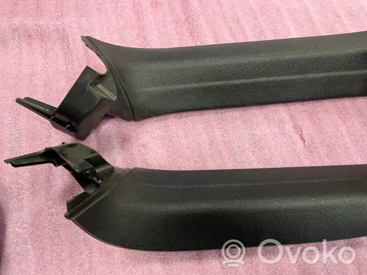 Audi Q7 4M Rivestimento laterale della consolle centrale posteriore 4M0867607F