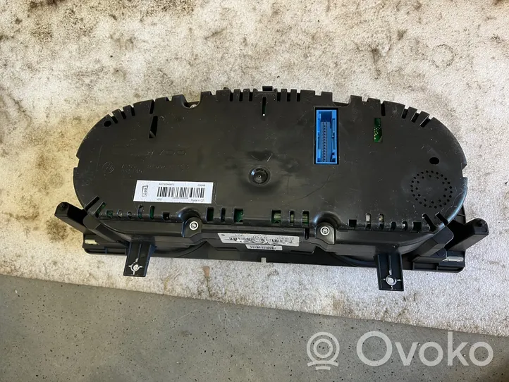 Volkswagen PASSAT CC Tachimetro (quadro strumenti) 3C8920970F