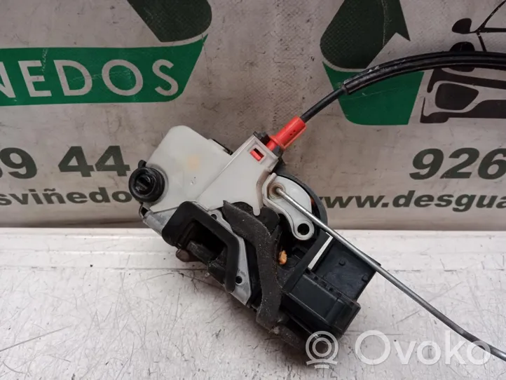 Opel Zafira C Rear door lock 13579566