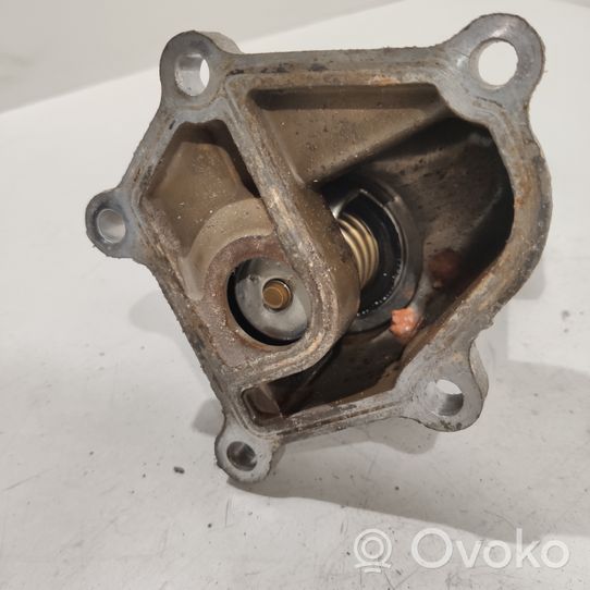 Nissan X-Trail T30 Boîtier de thermostat 038115