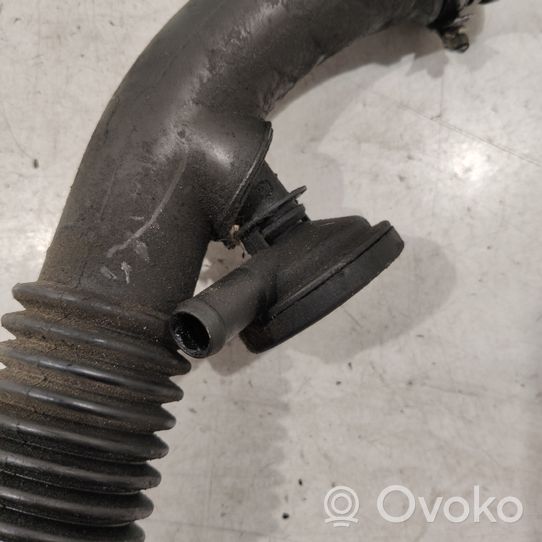 Renault Megane II Air intake hose/pipe 8200218987