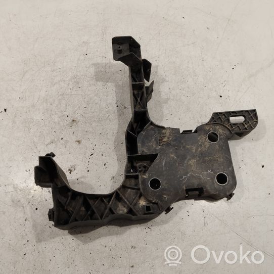 Renault Megane II Support de montage de pare-chocs avant 8200137496