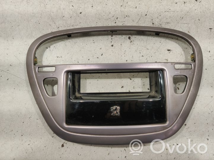 Peugeot 607 Cadre, panneau d'unité radio / GPS 9653058577