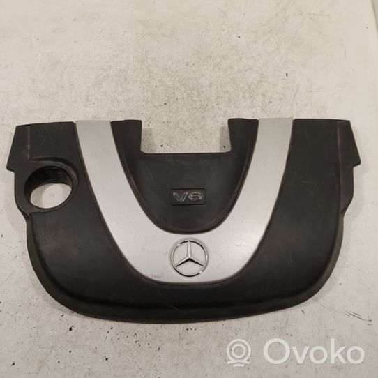 Mercedes-Benz ML W164 Variklio dangtis (apdaila) A2720100367