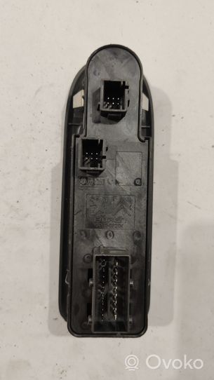 Citroen C5 Electric window control switch 96660258XT