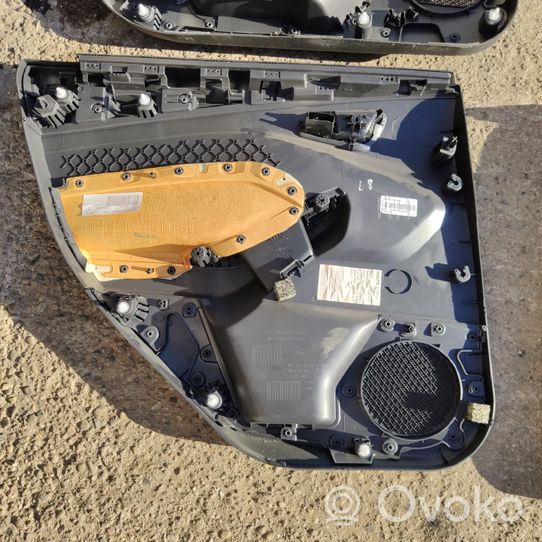 Ford Focus Istuimien ja ovien verhoilusarja BM51A2740701