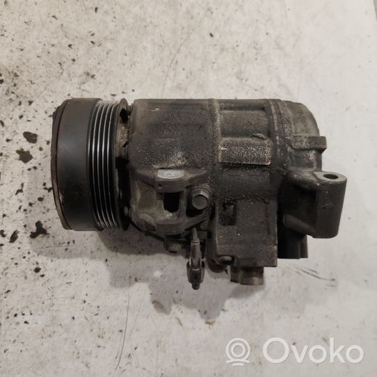 Suzuki Grand Vitara II Ilmastointilaitteen kompressorin pumppu (A/C) 9520164JB0