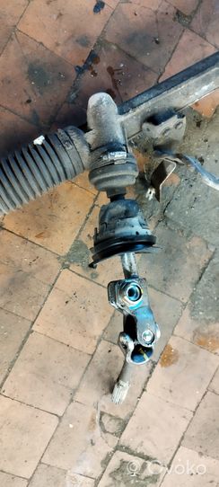 Nissan Qashqai+2 Steering rack 