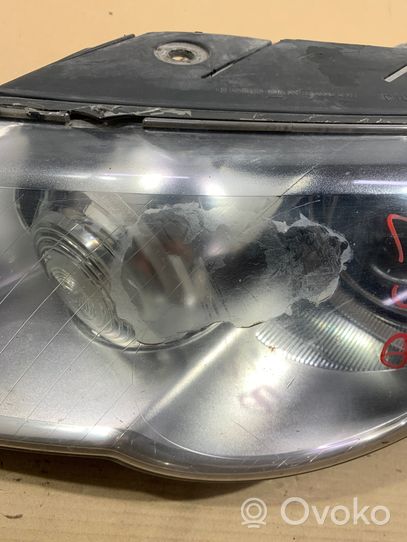 Volkswagen PASSAT B6 Lampa przednia 3C0941751G