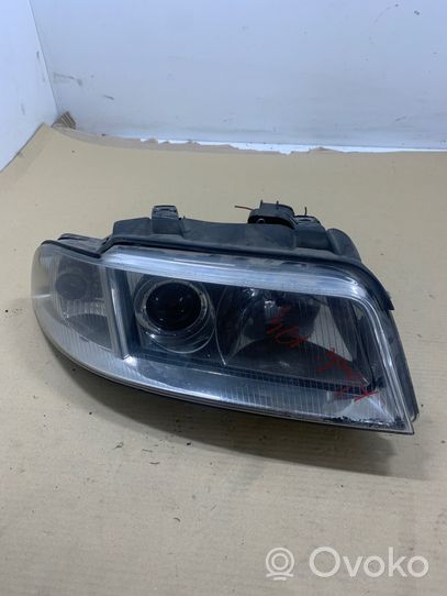 Audi A4 S4 B5 8D Phare frontale 8d0941004an