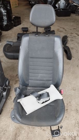 Renault Laguna III Fotele / Kanapa / Komplet 